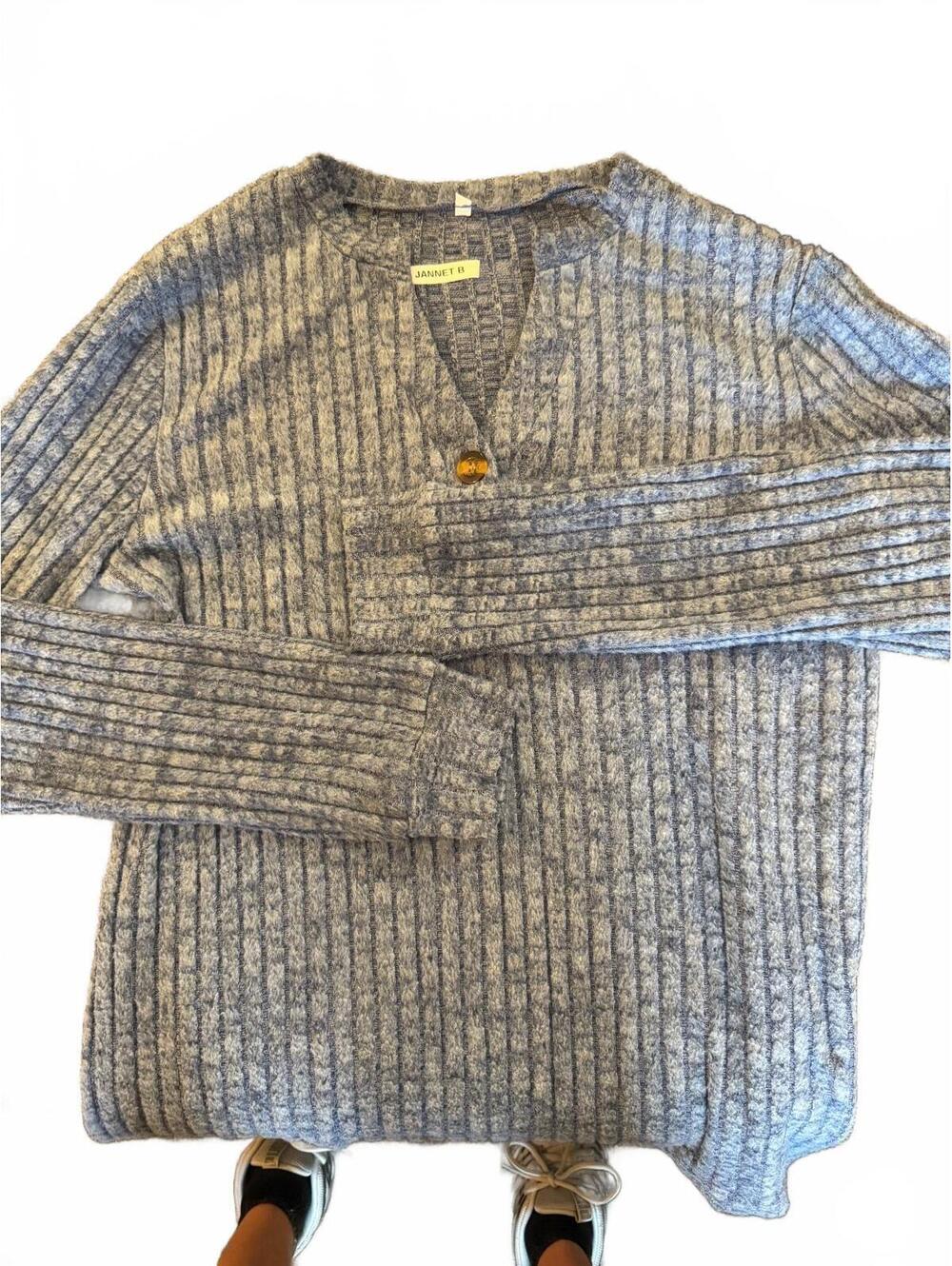 Jannet B Sweater Blue - Picture 2 of 4